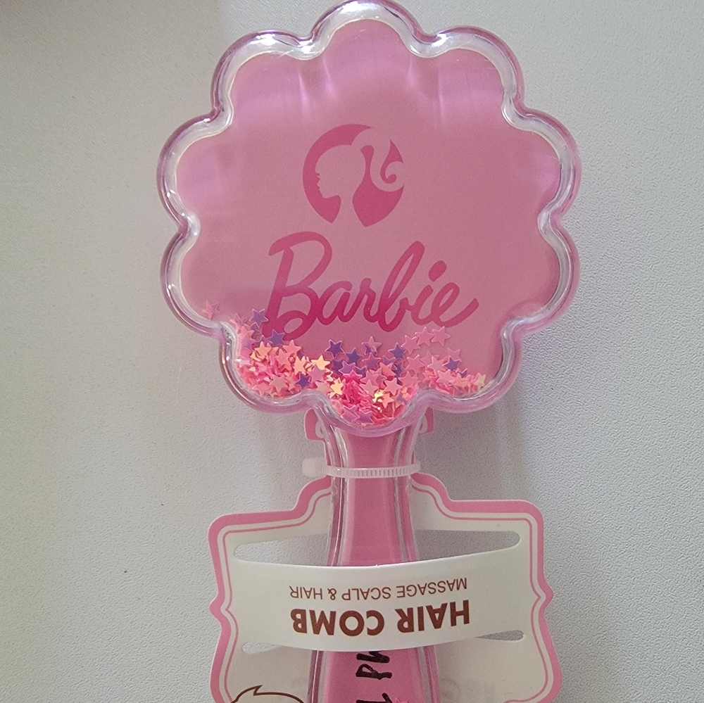 NWT Barbie brush comb